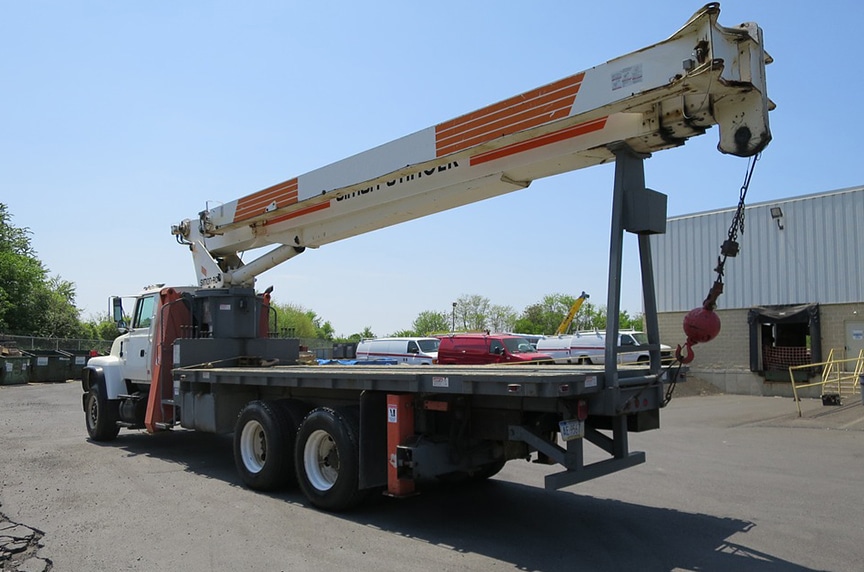 Different Types of Cranes for Construction: Truck Cranes