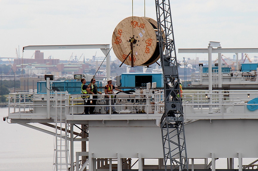 Energy Chain: Powering Overhead Cranes in the Harshest Environments: Ship to Shore Crane