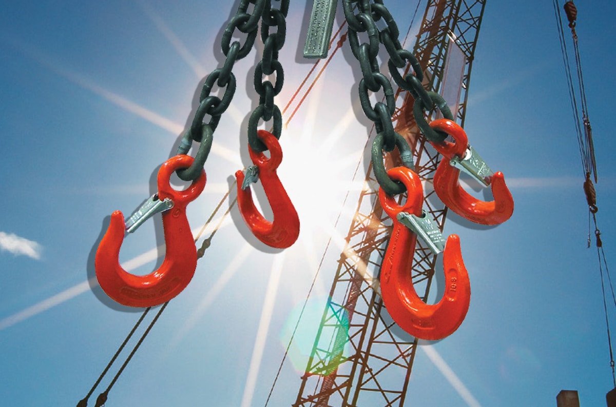 Does OSHA Require a Hook with a Safety Latch for an Overhead Lift?