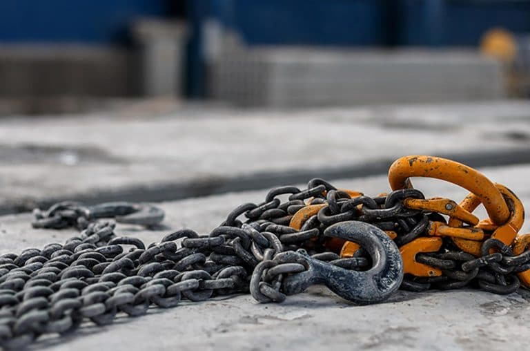 Sling Protection Basics: How to Properly Maintain & Store Lifting Slings