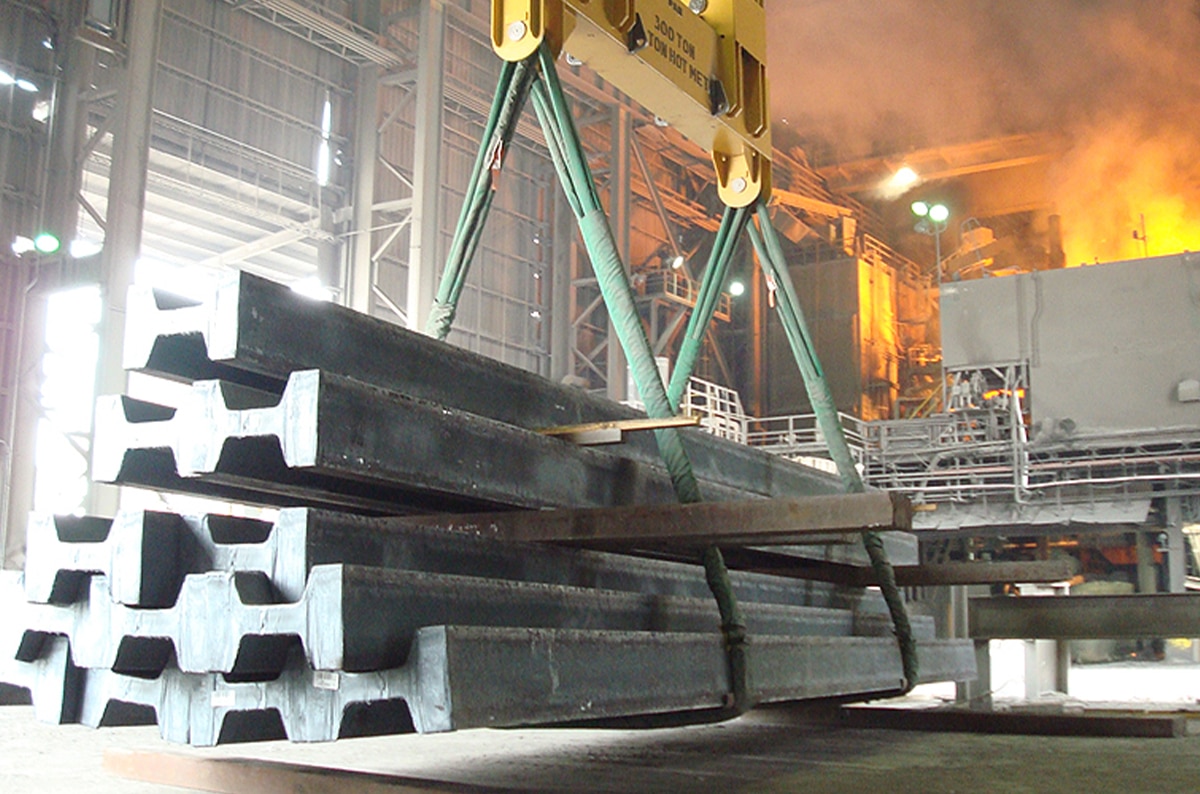 How Do Twin-Path® Slings Compare to Wire Rope and Alloy Chain Slings?