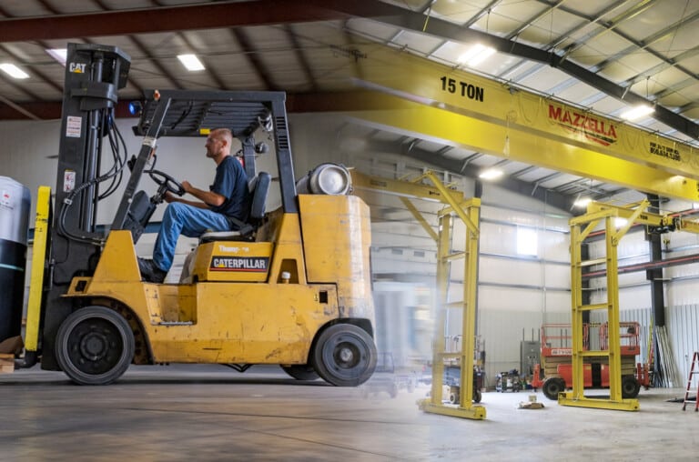Forklifts vs. Overhead Cranes: Which is the Best for Your Business?