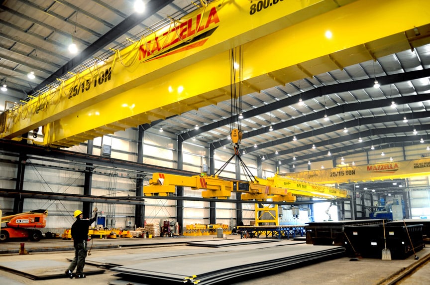 Forklifts vs. Overhead Cranes: Top Running Cranes with Below-The-Hook Lifting Device