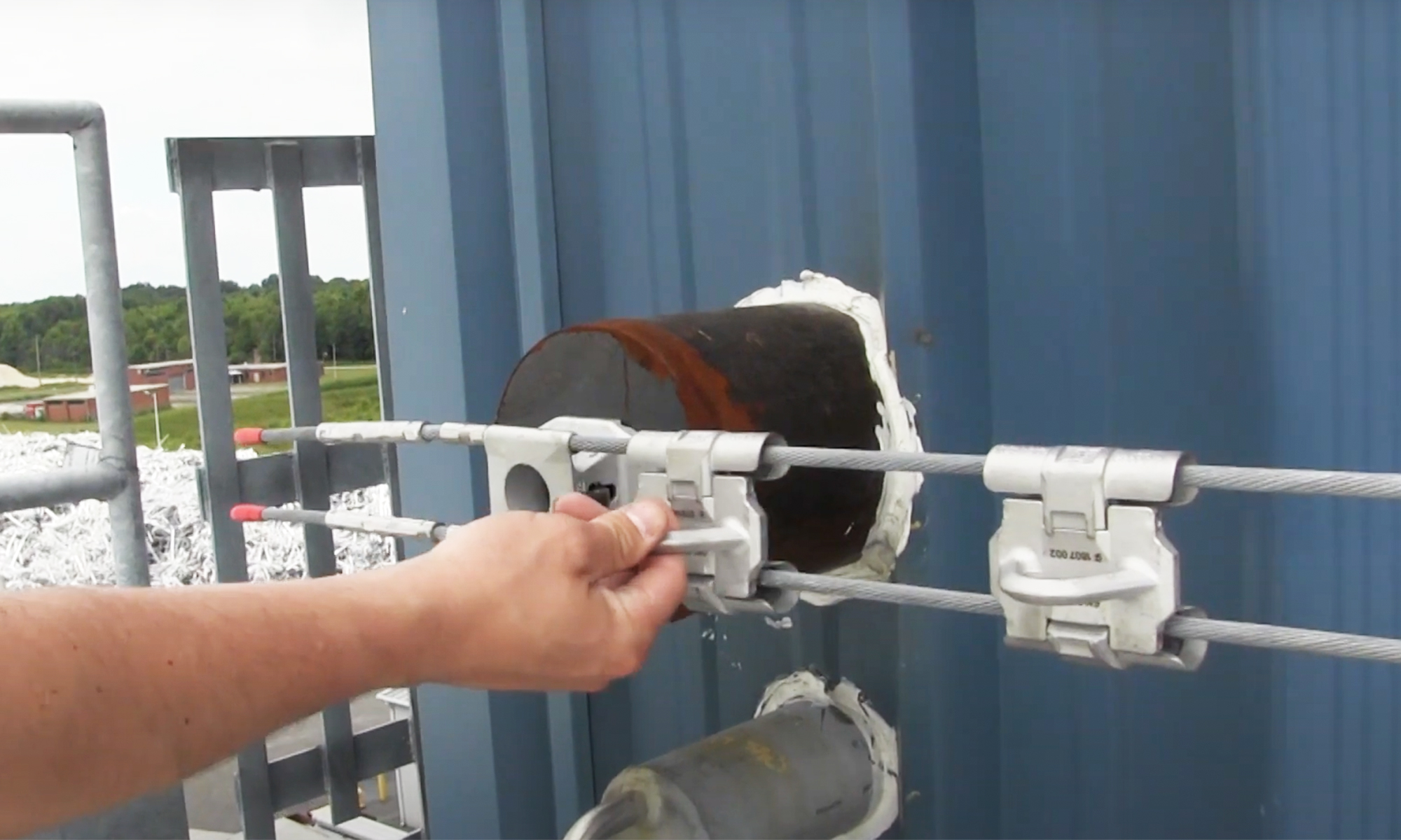 Workers at Height Protected by Horizontal Rooftop Lifeline System