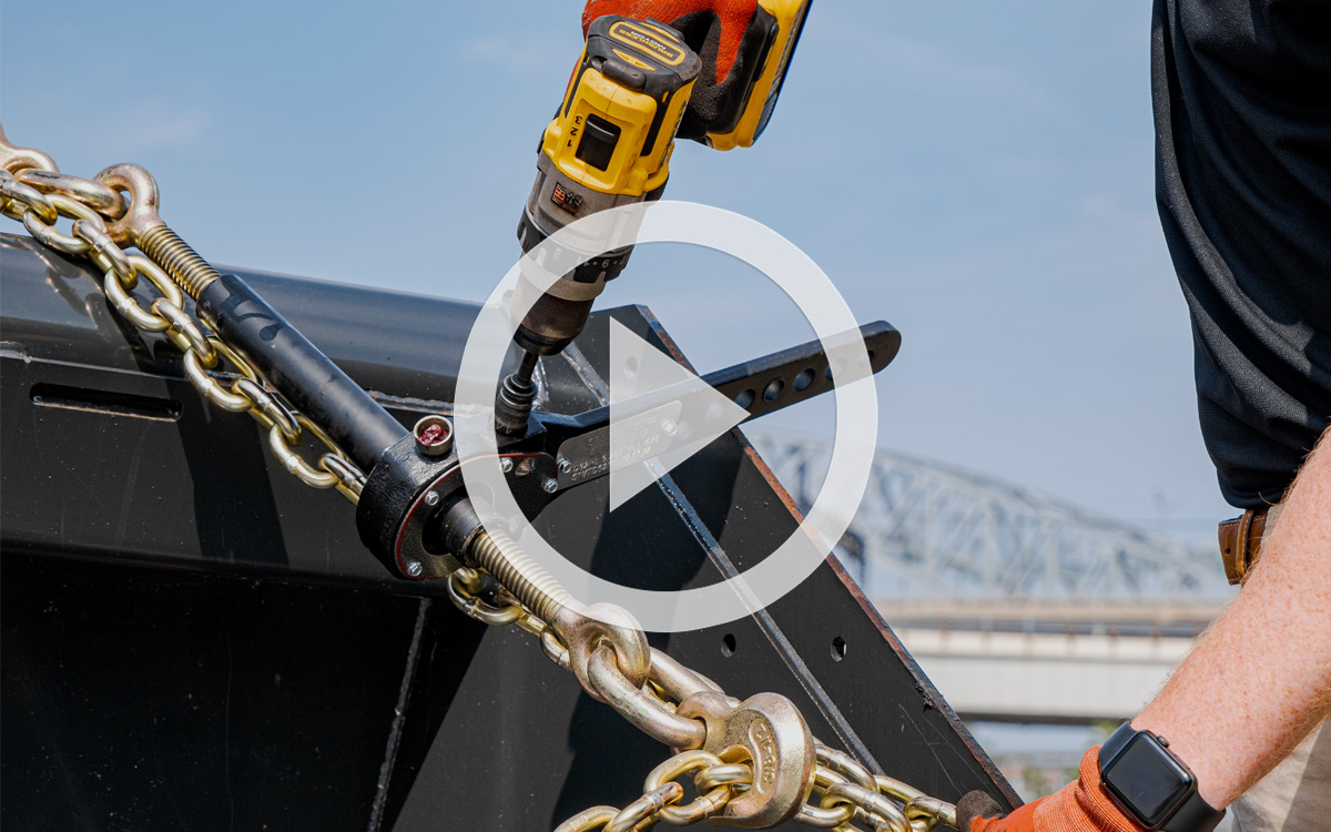 Revolutionary Load Securement Tool – See How Speedbinders Outperform Traditional Ratchet Binders