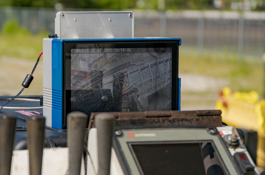 Crosby BlokCam Monitor During an Overhead Crane Lift