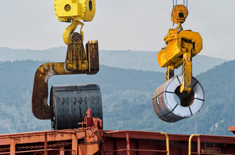 The Difference Between C-Hooks and Coil Lifters: Which One’s Right for You?